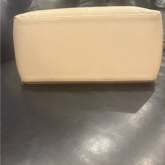 Louis Vuitton Grand Palais Tan Embossed Satchel - Picture 5 of 16